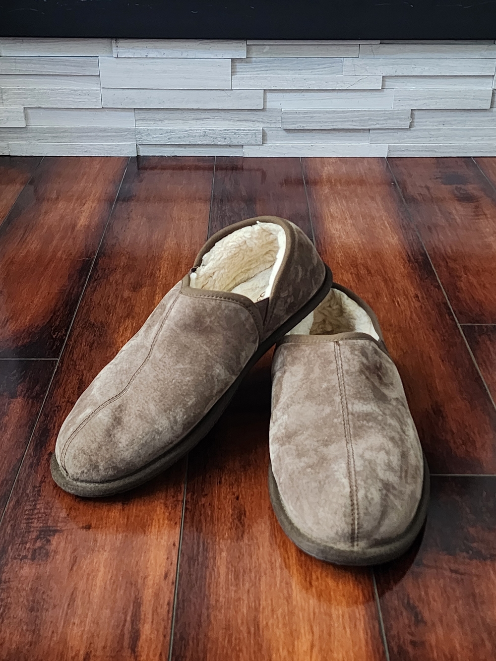 UGG Scuff Romeo II Suede Sheepskin Slippers Men's Size 12 Espresso Brown 5650